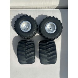 RC4WD v1 Aluminum Beadlock Wheels w/ B&H Tires