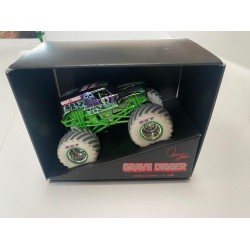 Spin Master Monster Jam Boxed 2019 Employee Grave Digger - 1/1000!